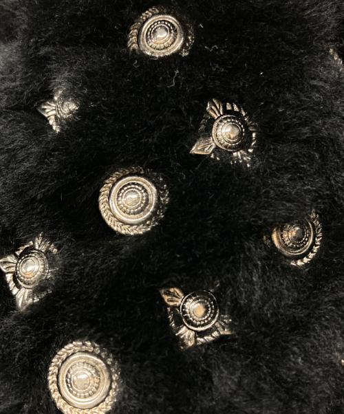 TOGA PULLA（トーガ プルラ）TOGA PULLA (トーガ プルラ) FUR CONCHO SANDALS/ファー・コンチョ・サンダル ブラック サイズ:37の古着・服飾アイテム