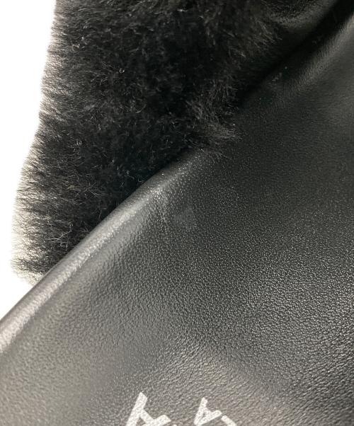 TOGA PULLA（トーガ プルラ）TOGA PULLA (トーガ プルラ) FUR CONCHO SANDALS/ファー・コンチョ・サンダル ブラック サイズ:37の古着・服飾アイテム