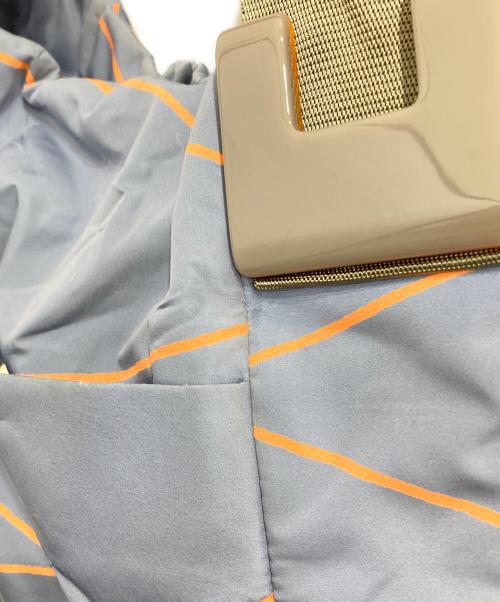 ear PAPILLONNER（イアパピヨネ）ear PAPILLONNER (イアパピヨネ) 樹脂パーツトートバッグ オレンジ×ネイビーの古着・服飾アイテム