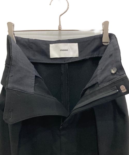 STUDIOUS（ステュディオス）STUDIOUS (ステュディオス) High Waist Tailored Skirt ブラック サイズ:1の古着・服飾アイテム