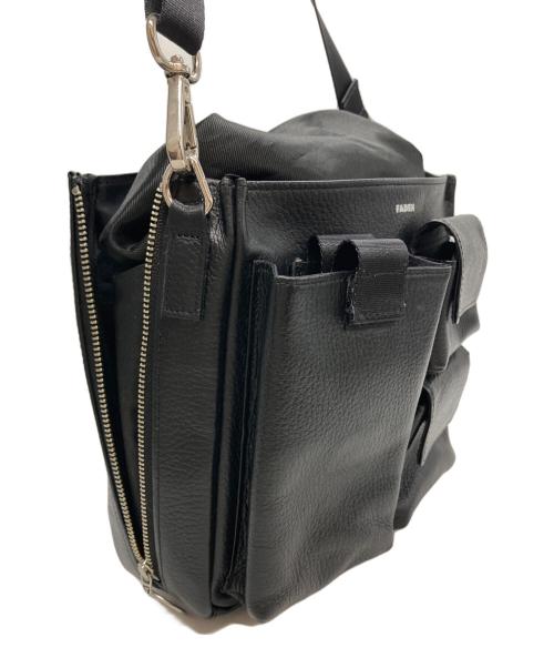 FADEN（ファーデン）FADEN (ファーデン) Leather Mini Shoulder Bag/レザー・ミニ・ショルダー・バッグ ブラックの古着・服飾アイテム