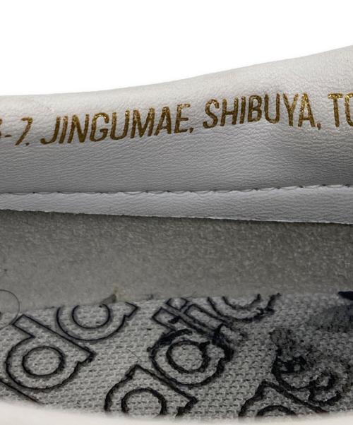 adidas（アディダス）adidas (アディダス) SHIBUYA スニーカー ホワイト×ネイビー サイズ:28の古着・服飾アイテム