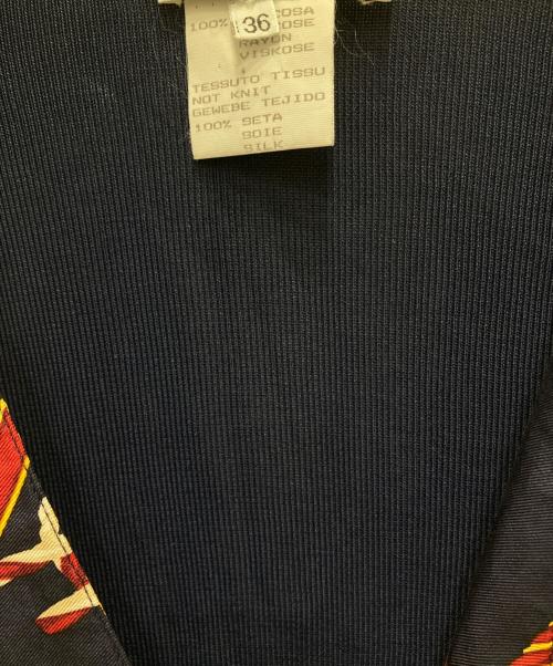 CELINE（セリーヌ）CELINE (セリーヌ) シルクスカーフ柄ジャケット ネイビー サイズ:36の古着・服飾アイテム