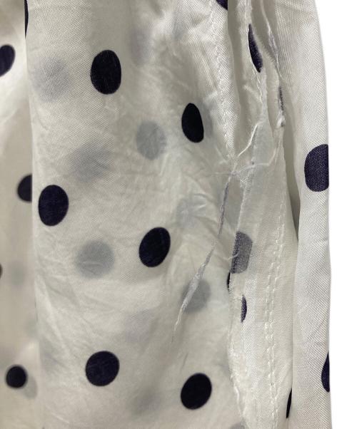 ROBE DE CHAMBRE COMME DES GARCONS（ローブドシャンブル コムデギャルソン）ROBE DE CHAMBRE COMME DES GARCONS (ローブドシャンブル コムデギャルソン) ポルカドット柄キュプラ イージーパンツ ホワイト×ネイビー サイズ:表記無し(実寸ご確認ください）の古着・服飾アイテム