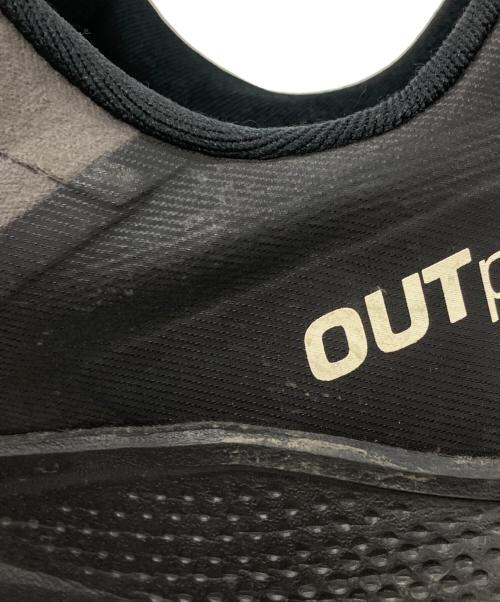 SALOMON（サロモン）SALOMON (サロモン) OUTPULSE GTX/アウトパルス ゴアテックス グレー×ブラック サイズ:26.5の古着・服飾アイテム