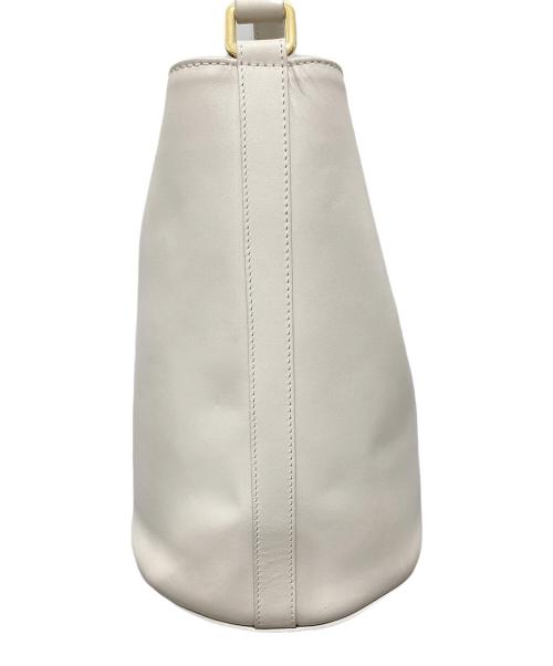 Hoaw.（ハァウ）Hoaw. (ハァウ) Whim Gazette (ウィムガゼット) バケットバッグ アイボリーの古着・服飾アイテム