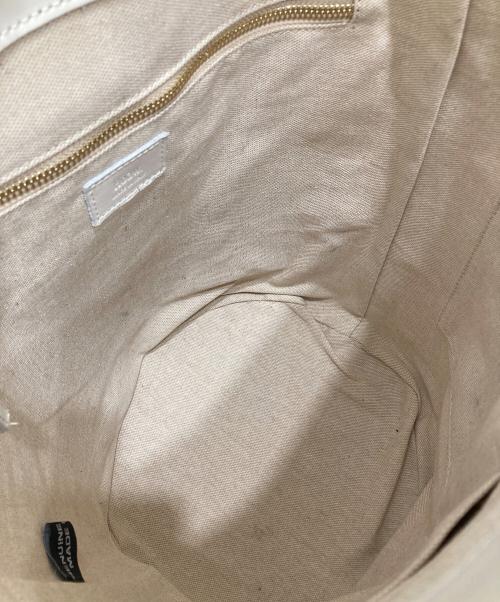 Hoaw.（ハァウ）Hoaw. (ハァウ) Whim Gazette (ウィムガゼット) バケットバッグ アイボリーの古着・服飾アイテム