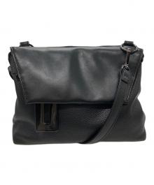 ear PAPILLONNER（イアパピヨネ）の古着「樹脂チャームフラップショルダーバッグ」｜ブラック