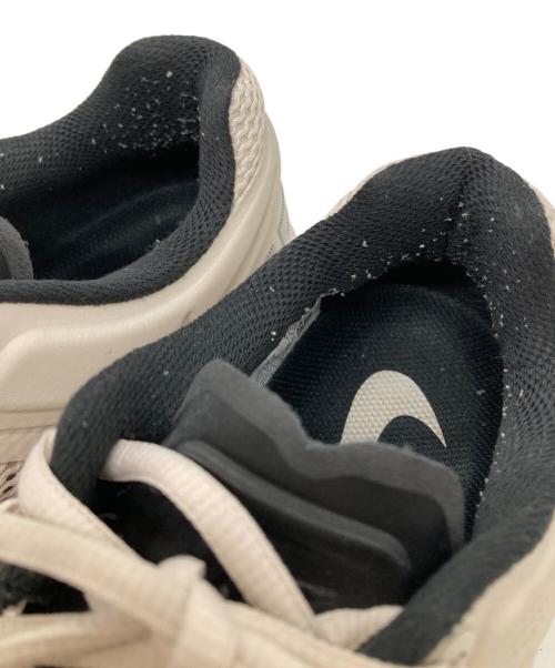 NIKE（ナイキ）NIKE (ナイキ) AIR MAX 2013/エアマックス　2013 ベージュ サイズ:26.5の古着・服飾アイテム