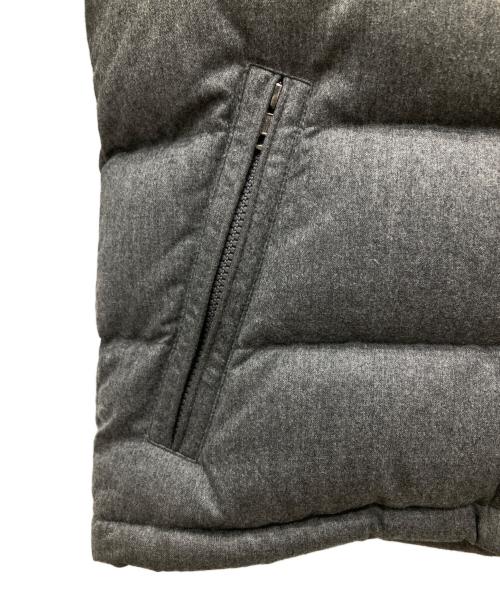 MONCLER（モンクレール）MONCLER (モンクレール) MONTGENEVREダウンジャケット グレー サイズ:2の古着・服飾アイテム