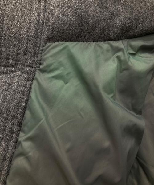 MONCLER（モンクレール）MONCLER (モンクレール) MONTGENEVREダウンジャケット グレー サイズ:2の古着・服飾アイテム