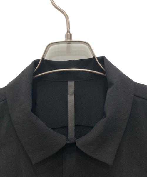 KAZUYUKI KUMAGAI ATTACHMENT（カズユキクマガイ アタッチメント）KAZUYUKI KUMAGAI ATTACHMENT (カズユキクマガイ アタッチメント) シャツ ブラック サイズ:1の古着・服飾アイテム