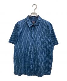 Patagonia（パタゴニア）の古着「総柄シャツ」｜ネイビー