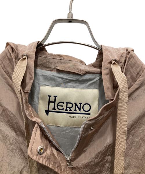 HERNO（ヘルノ）HERNO (ヘルノ) ナイロンフーデッドジャケット ピンクベージュ サイズ:44の古着・服飾アイテム