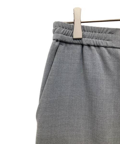 CABAN（キャバン）CABaN (キャバン) ドライウールタイプライター テーパードパンツ グレー サイズ:Mの古着・服飾アイテム