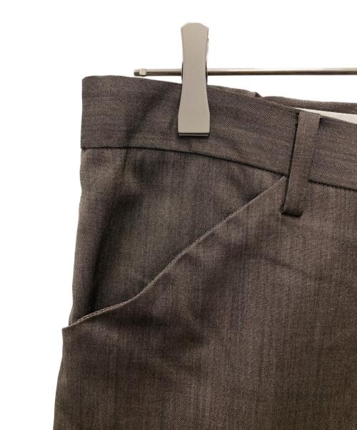 SUNSEA（サンシー）SUNSEA (サンシー) SNM4 TEKETEKE PANTS/エスエヌエムフォー テケテケ パンツ ブラウン サイズ:2 未使用品の古着・服飾アイテム