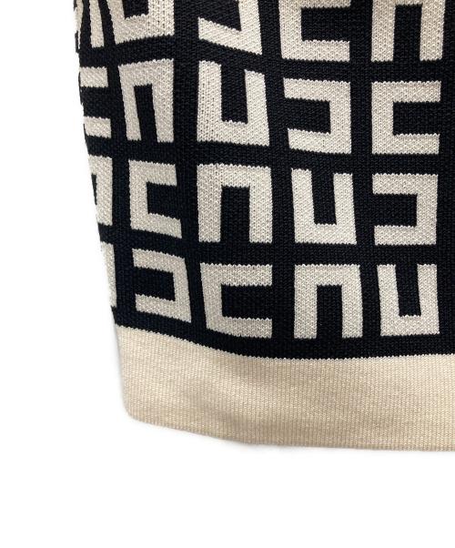 ELISABETTA FRANCHI（エリザベッタフランキ）ELISABETTA FRANCHI (エリザベッタフランキ) Monogram-Knit Cropped Top/モノグラム ニット クロップド トップ ホワイト×ブラック サイズ:表記無し(実寸ご確認ください）の古着・服飾アイテム