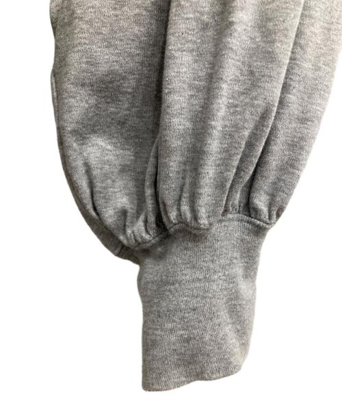 MANOF（マノフ）MANOF (マノフ) WAIST TUCK VOLUME SLEEVE TOPS/ウエストタック ボリュームスリーブ トップス グレー サイズ:Fの古着・服飾アイテム