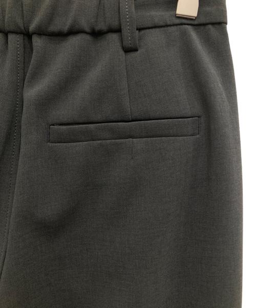 Spick and Span（スピック＆スパン）Spick and Span (スピック＆スパン) ダブルクロスツータックパンツ グレー サイズ:36の古着・服飾アイテム