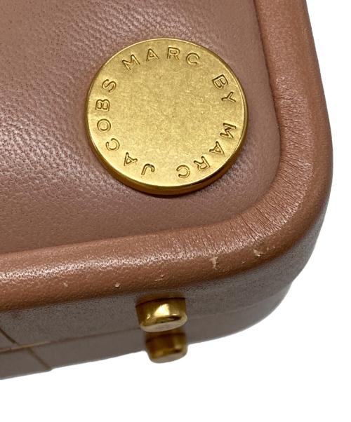 Marc by Marc Jacobs（マークバイマークジェイコブス）Marc by Marc Jacobs (マークバイマークジェイコブス) レザーショルダーポーチ ピンクの古着・服飾アイテム