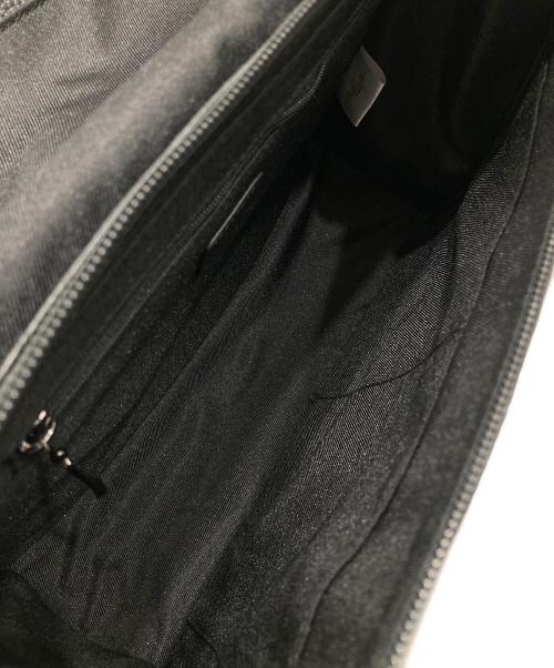 ear PAPILLONNER（イアパピヨネ）ear PAPILLONNER (イアパピヨネ) 柄ワイドテープショルダーバッグ ブラック×ホワイトの古着・服飾アイテム