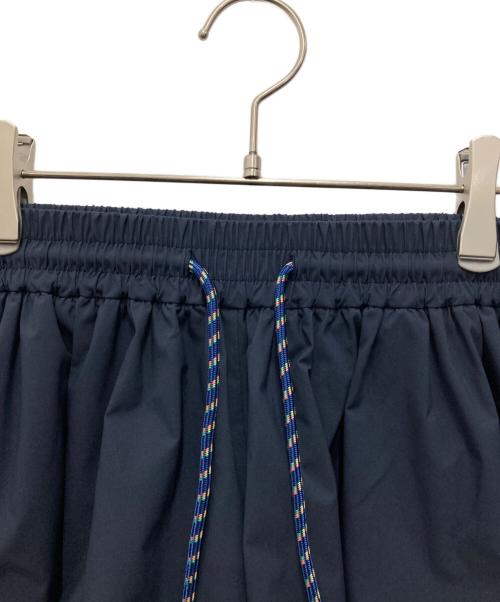 YORI（ヨリ）yori (ヨリ) 撥水フェスショートパンツ ネイビー サイズ:38の古着・服飾アイテム