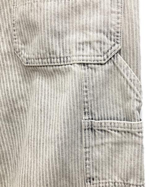 FRAMeWORK（フレームワーク）FRAMeWORK (フレームワーク) ブリーチリペアヒッコリーパンツ ホワイト サイズ:36の古着・服飾アイテム