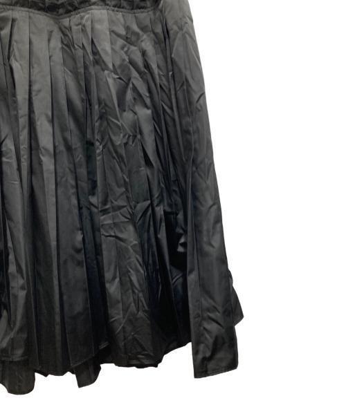 ENFOLD（エンフォルド）ENFOLD (エンフォルド) SOLOTEX サテンプリーツスカート ブラック サイズ:38の古着・服飾アイテム