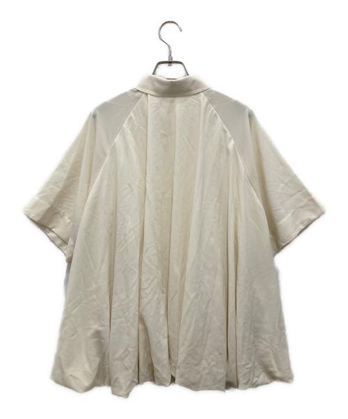 ENFOLD（エンフォルド）ENFOLD (エンフォルド) BALLOON HALF-SLEEVE BLOUSE/バルーン・ハーフスリーブ・ブラウス アイボリー サイズ:38の古着・服飾アイテム