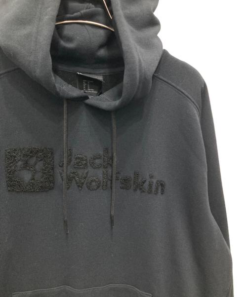 Jack Wolfskin（ジャック ウルフスキン）Jack Wolfskin (ジャック ウルフスキン) JP CHENILLE LOGO HOODY/ジェイピー シェニール ロゴ フーディー ブラック サイズ:Ｌ 未使用品の古着・服飾アイテム