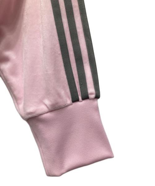 adidas Originals（アディダスオリジナル）adidas originals (アディダスオリジナル) ファイヤーバード トラックトップ ベロア FOR スナイデル ピンク サイズ:Ｍの古着・服飾アイテム