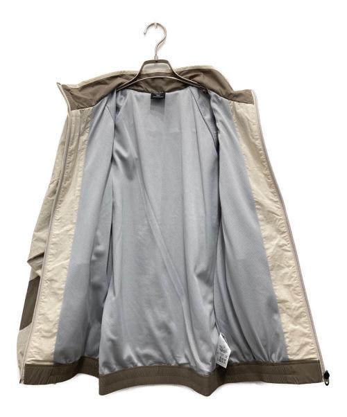 OAKLEY（オークリー）OAKLEY (オークリー) NEW RETRO WIND JACKET アイボリー×ベージュ サイズ:Mの古着・服飾アイテム
