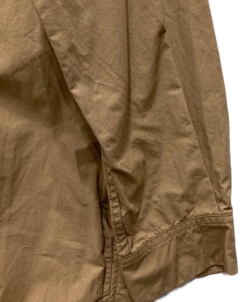 GRANDMA MAMA DAUGHTER（グランマママドーター）GRANDMA MAMA DAUGHTER (グランマママドーター) コットンタイプライター バンドカラー ロングシャツワンピース ベージュの古着・服飾アイテム