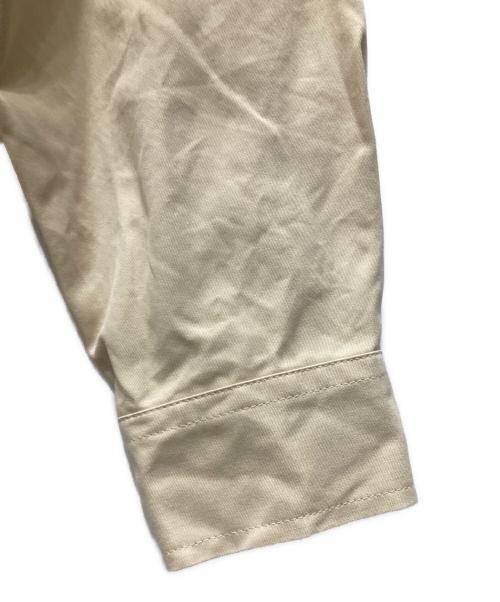 DIESEL（ディーゼル）DIESEL (ディーゼル) S-SAFFEL-MON/オーバルDロゴ刺繍シャツ ベージュ サイズ:Sの古着・服飾アイテム