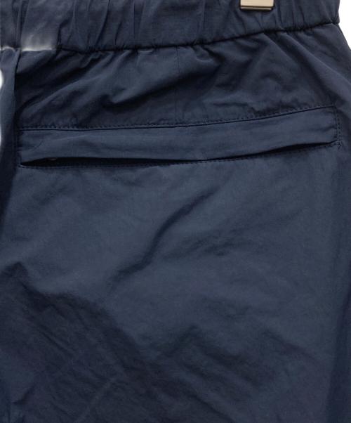 ALOUND（アラウンド）ALOUND (アラウンド) ツータックテーパードナイロンパンツ ネイビー サイズ:Mの古着・服飾アイテム