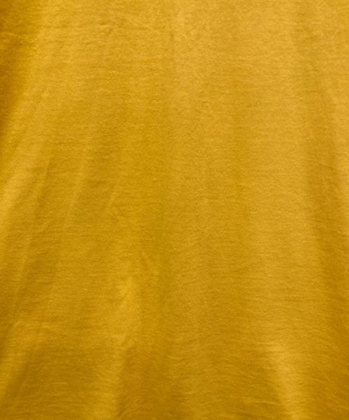 CarHartt（カーハート）CarHartt (カーハート) プリントTシャツ イエロー サイズ:Mの古着・服飾アイテム
