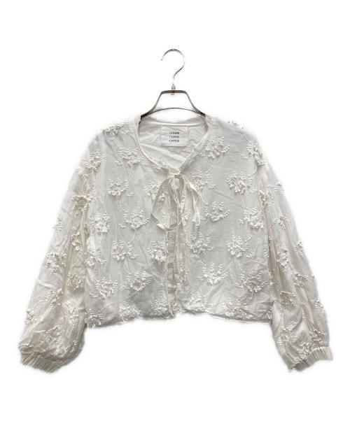 crinkle crinkle crinkle（クリンクル クリンクル クリンクル）crinkle crinkle crinkle (クリンクル クリンクル クリンクル) 3D embroidery blouse/スリーディー エンブロイダリー ブラウス ホワイト サイズ:Fの古着・服飾アイテム