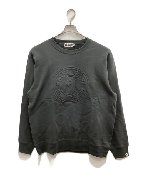 A BATHING APE（アベイシングエイプ）A BATHING APE (アベイシングエイプ) EMBOSS BUSY WORKS CREWNECK SWEATSHIRT/エンボス ビジー ワークス クルーネック スウェットシャツ グレー サイズ:3XLの古着・服飾アイテム