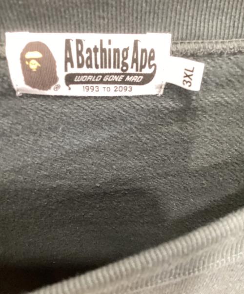 A BATHING APE（アベイシングエイプ）A BATHING APE (アベイシングエイプ) EMBOSS BUSY WORKS CREWNECK SWEATSHIRT/エンボス ビジー ワークス クルーネック スウェットシャツ グレー サイズ:3XLの古着・服飾アイテム