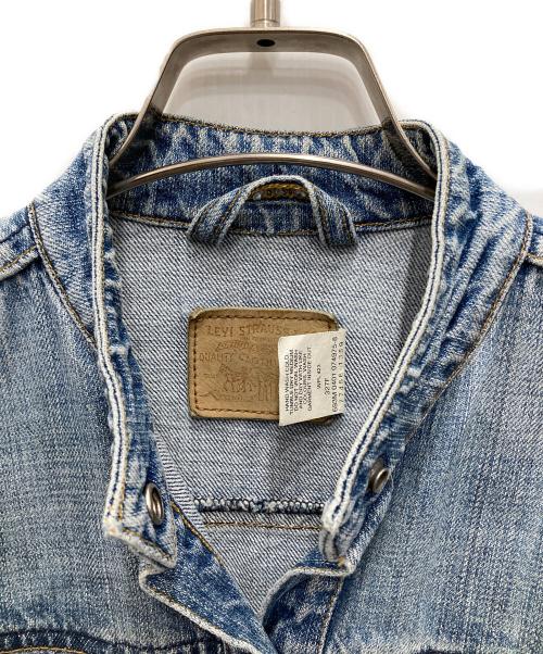 LEVI'S（リーバイス）LEVI'S (リーバイス) 00's ストレッチデニムジャケット ブルー サイズ:Mの古着・服飾アイテム