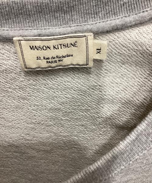 maison kitsune（メゾンキツネ）MAISON KITSUNE (メゾンキツネ) SWEATSHIRT TRICOLOR FOX/スウェットシャツ トリコロール フォックス パッチ PATCH グレー サイズ:XLの古着・服飾アイテム