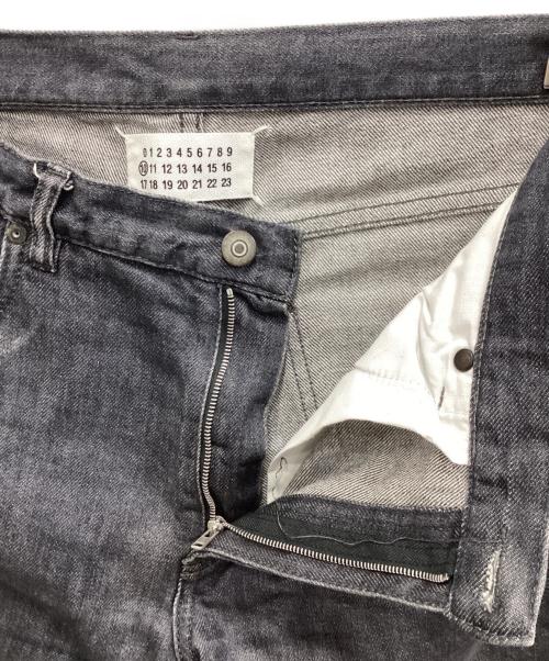 Maison Margiela（メゾンマルジェラ）Maison Margiela (メゾンマルジェラ) デニムパンツ グレー サイズ:76cm（W30）の古着・服飾アイテム