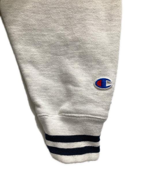 Champion REVERSE WEAVE（チャンピオン リバース ウィーブ）Champion REVERSE WEAVE (チャンピオン リバース ウィーブ) MoMA (モマ) クルーネックスウェット グレー サイズ:XLの古着・服飾アイテム