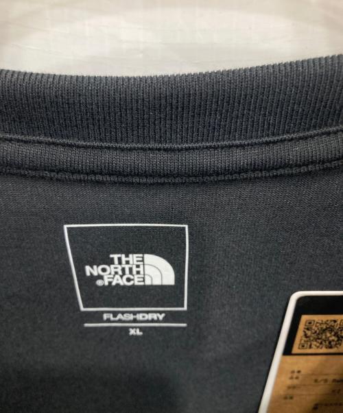 THE NORTH FACE（ザ ノース フェイス）THE NORTH FACE (ザ ノース フェイス) ショートスリーブバンダナスクエアロゴティー ブラック サイズ:XL 未使用品の古着・服飾アイテム