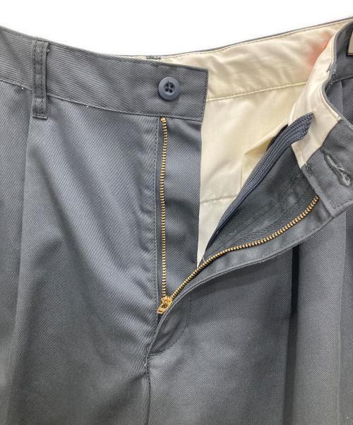 RED KAP（レッド キャップ）RED KAP (レッド キャップ) FREAK'S STORE (フリークスストア) タックパンツ グレー サイズ:Mの古着・服飾アイテム