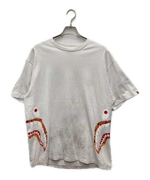 BAPE BY A BATHING APE（ベイプバイアベイシングエイプ）BAPE BY A BATHING APE (ベイプバイアベイシングエイプ) プリントカットソー ホワイト サイズ:XXLの古着・服飾アイテム
