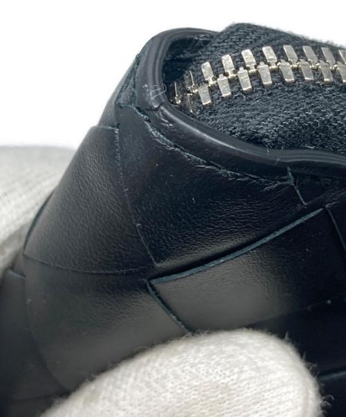 BOTTEGA VENETA（ボッテガベネタ）BOTTEGA VENETA (ボッテガベネタ) イントレチャートラウンドファスナー長財布 ブラックの古着・服飾アイテム