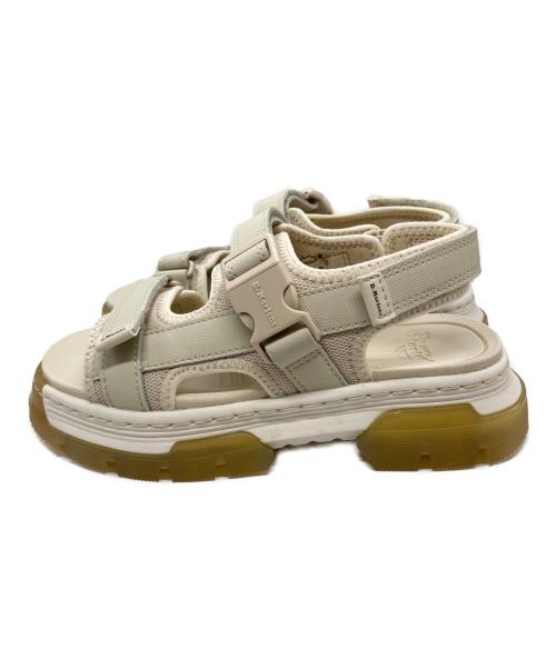 Dr.Martens（ドクターマーチン）Dr.Martens (ドクターマーチン) FORSTER II サンダル アイボリー サイズ:UK4の古着・服飾アイテム