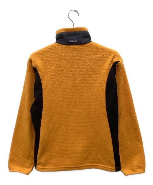 Patagonia（パタゴニア）Patagonia (パタゴニア) R3 Radiant Jacket/ アールスリー ラディアント ジャケット イエロー×ブラック サイズ:Sの古着・服飾アイテム