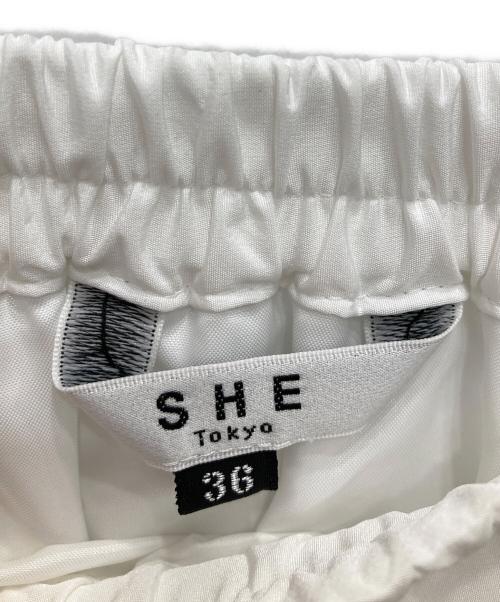 SHE TOKYO（シートーキョー）SHE Tokyo (シートーキョー) Eleanor スカート ホワイト サイズ:36の古着・服飾アイテム